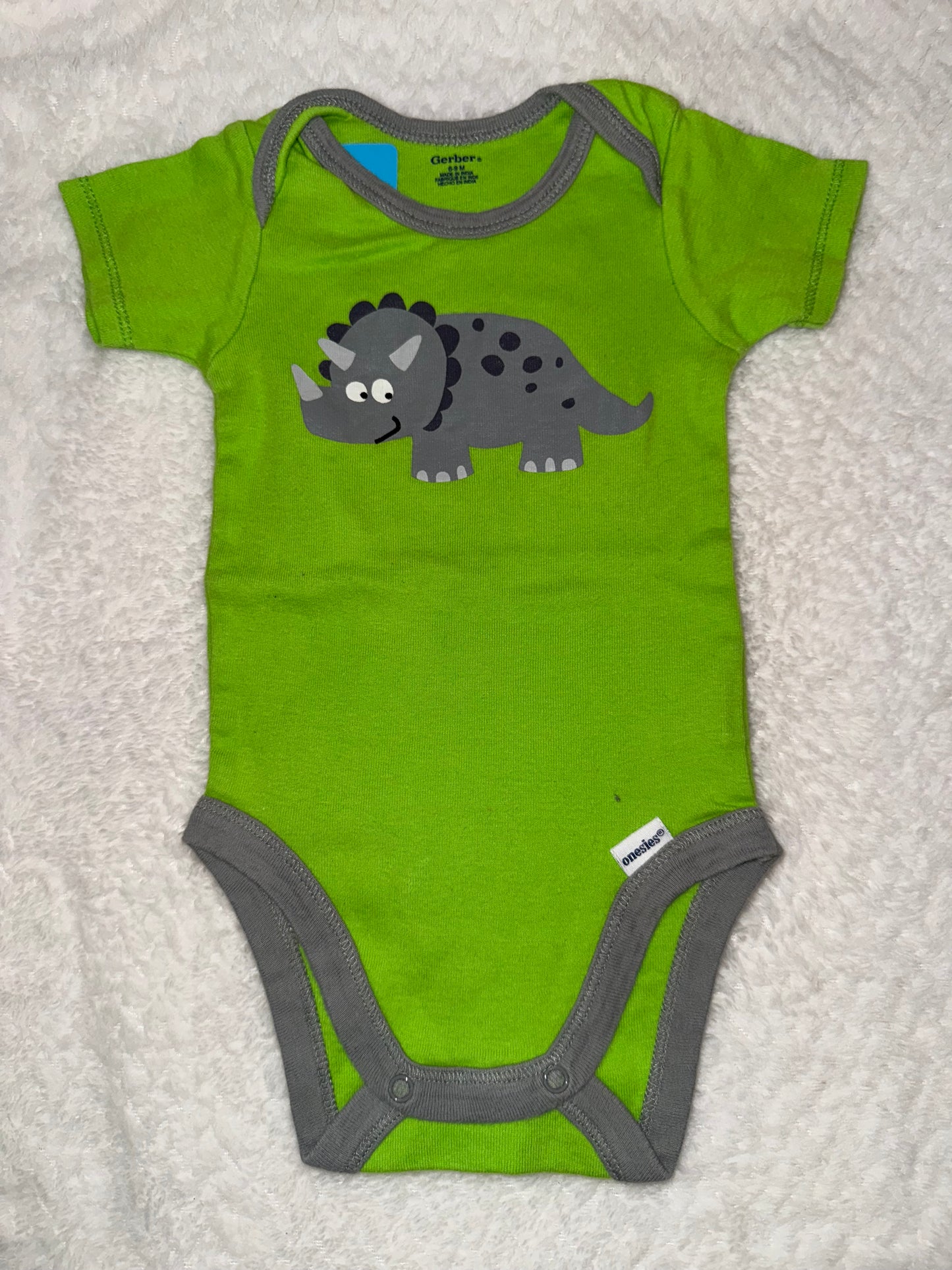 Boy onesie 6/9m