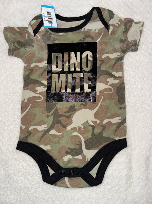 Boy onesie 6/9m
