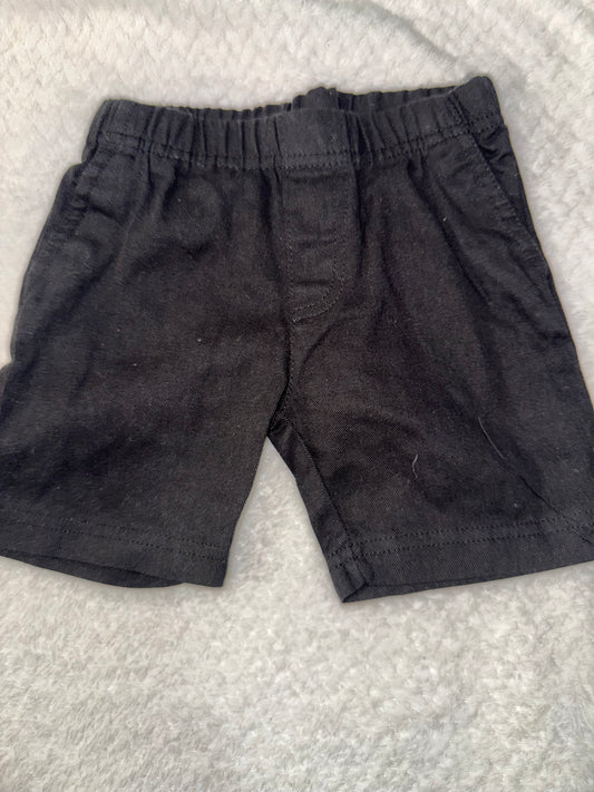 Boys shorts 6/9m