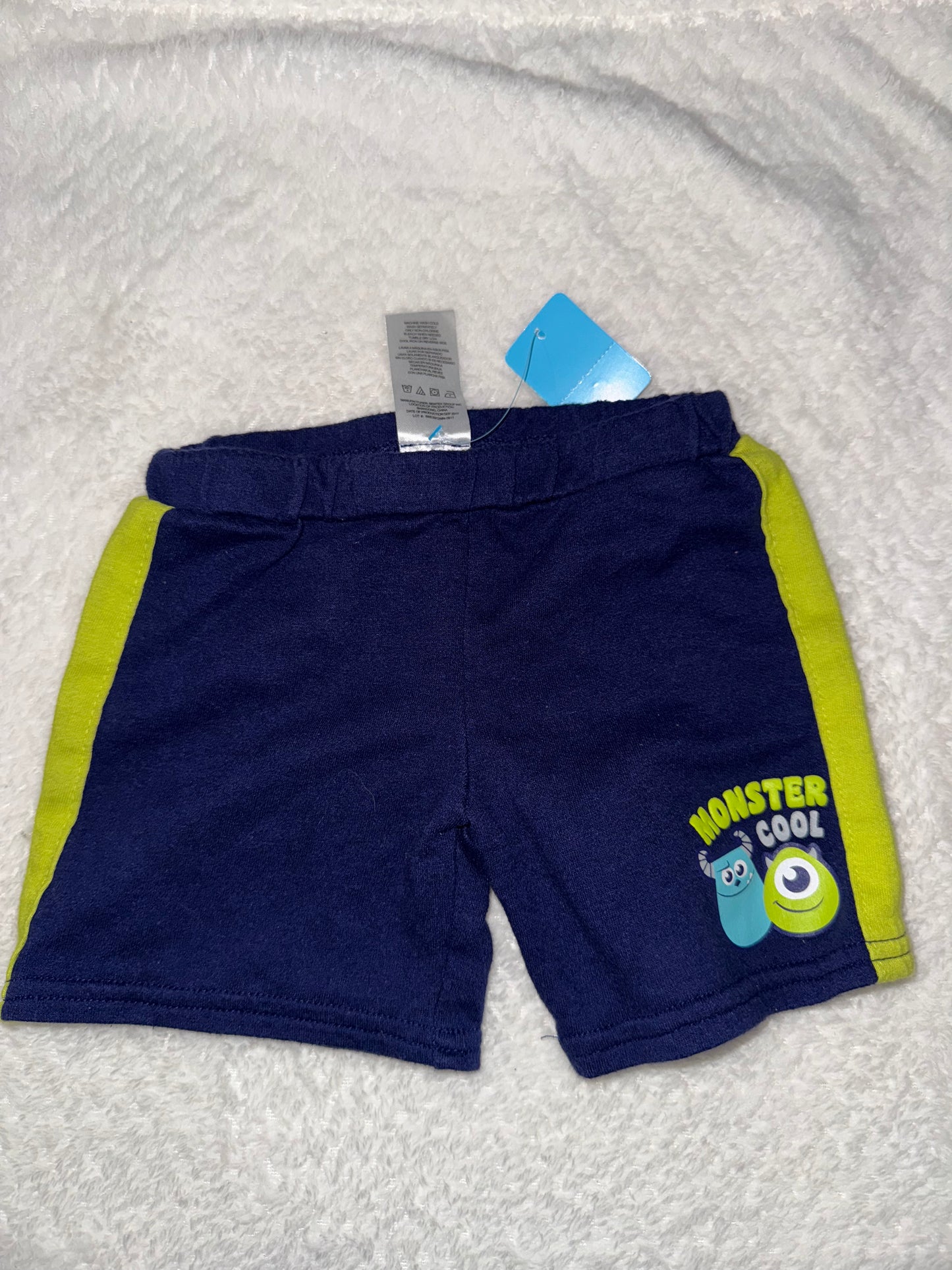 Boys shorts 6/9m