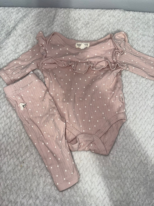 2 Piece Outfit 0/3