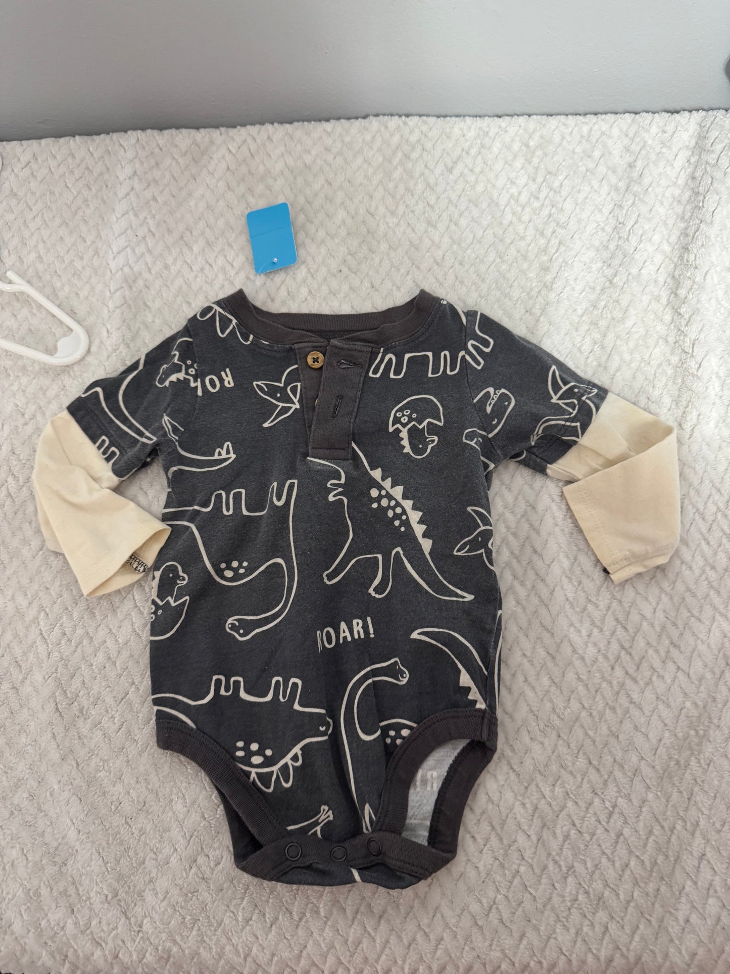 Boys long onesie  6/9m