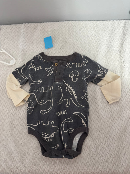 Boys long onesie  6/9m