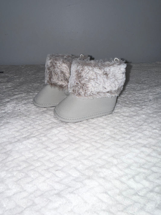 Boots 0/3m