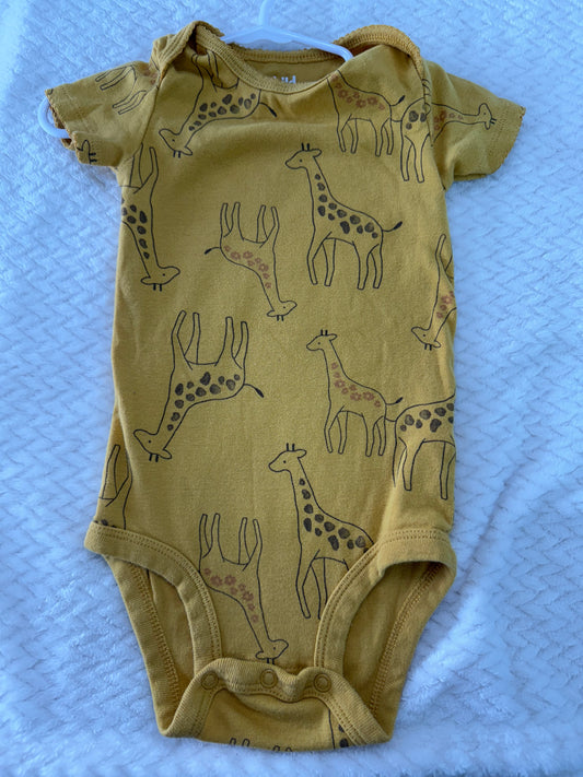 Girls size: 18m