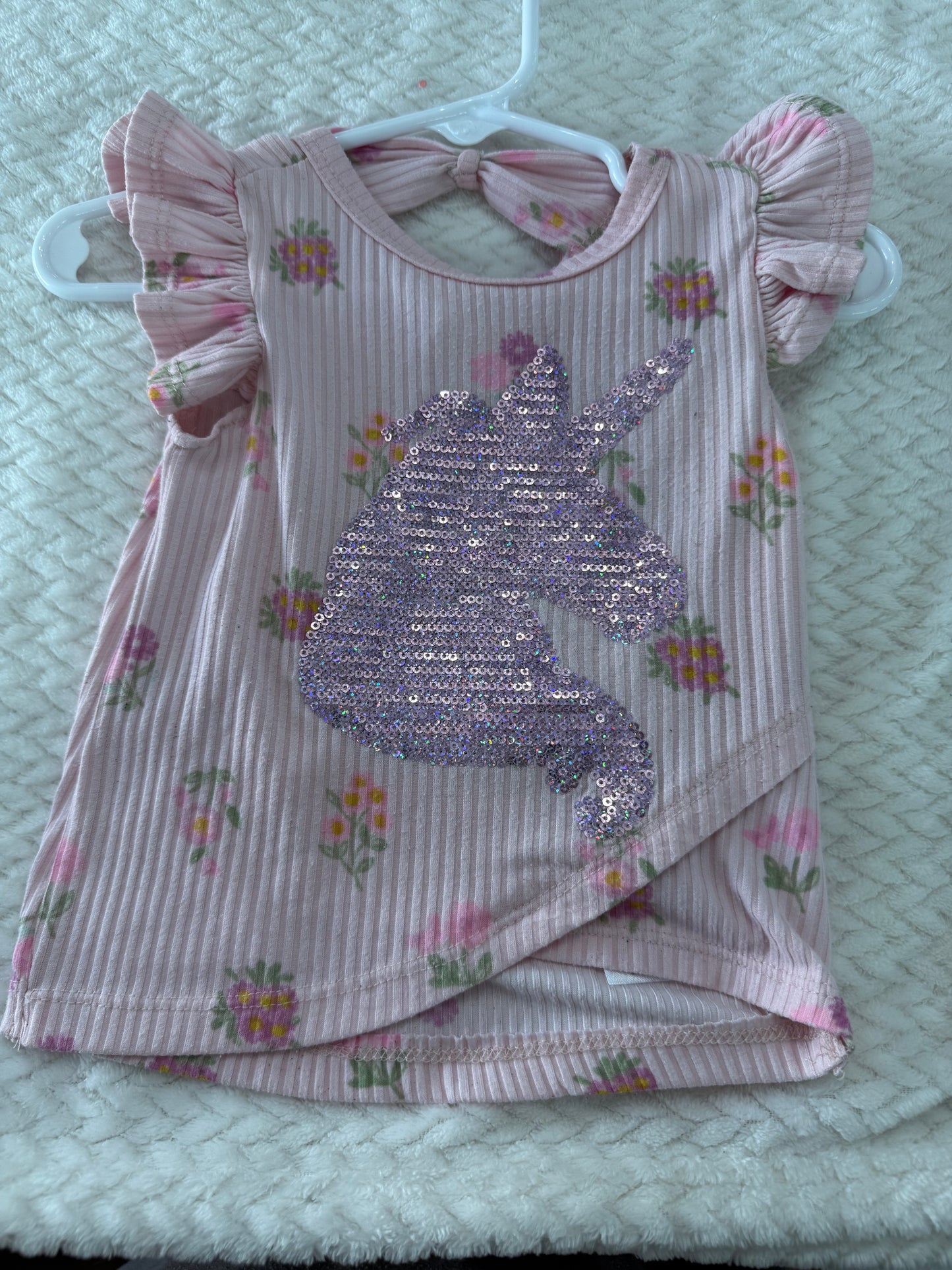 Girl size: 18m