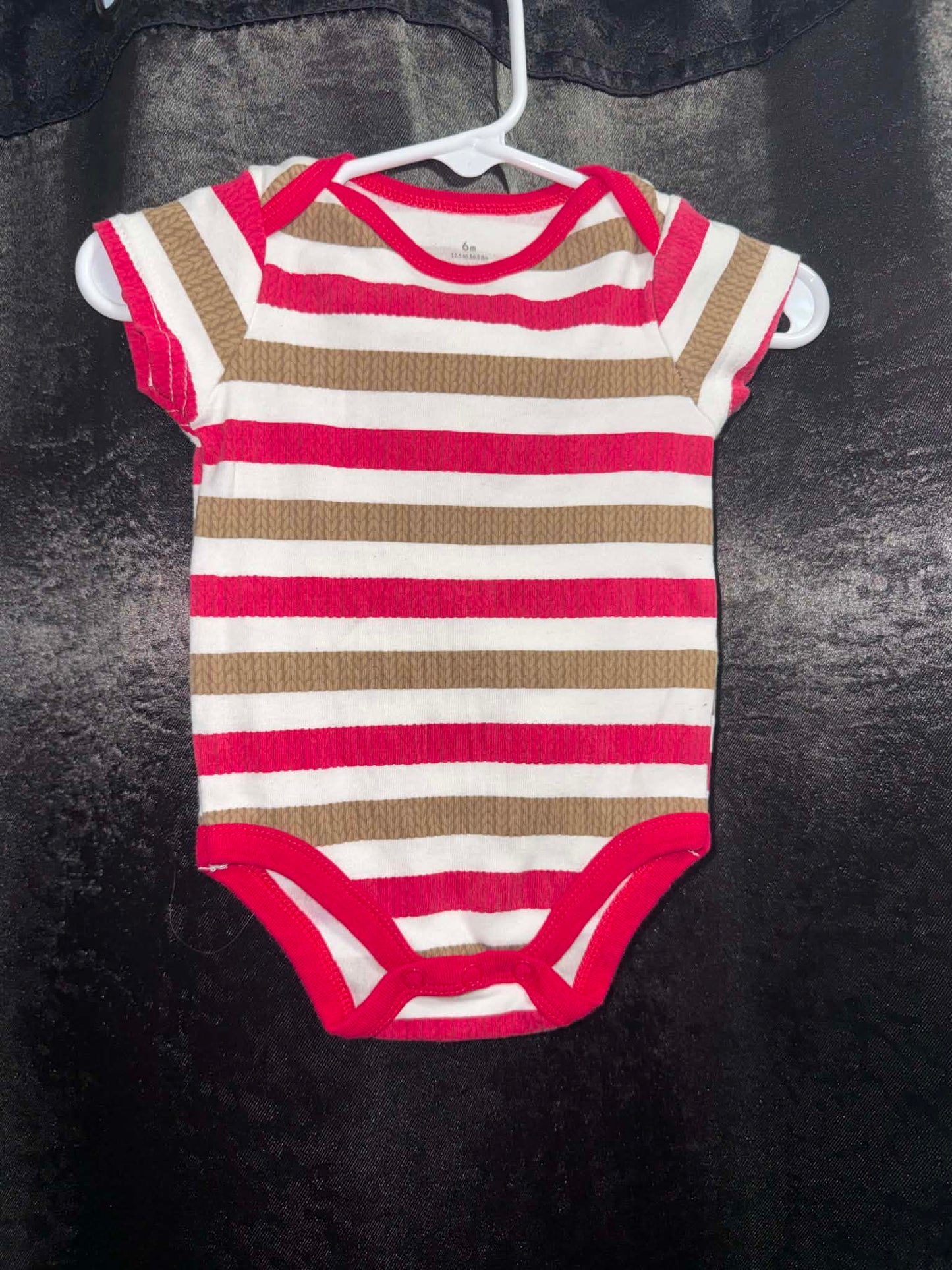 Onesie 6m