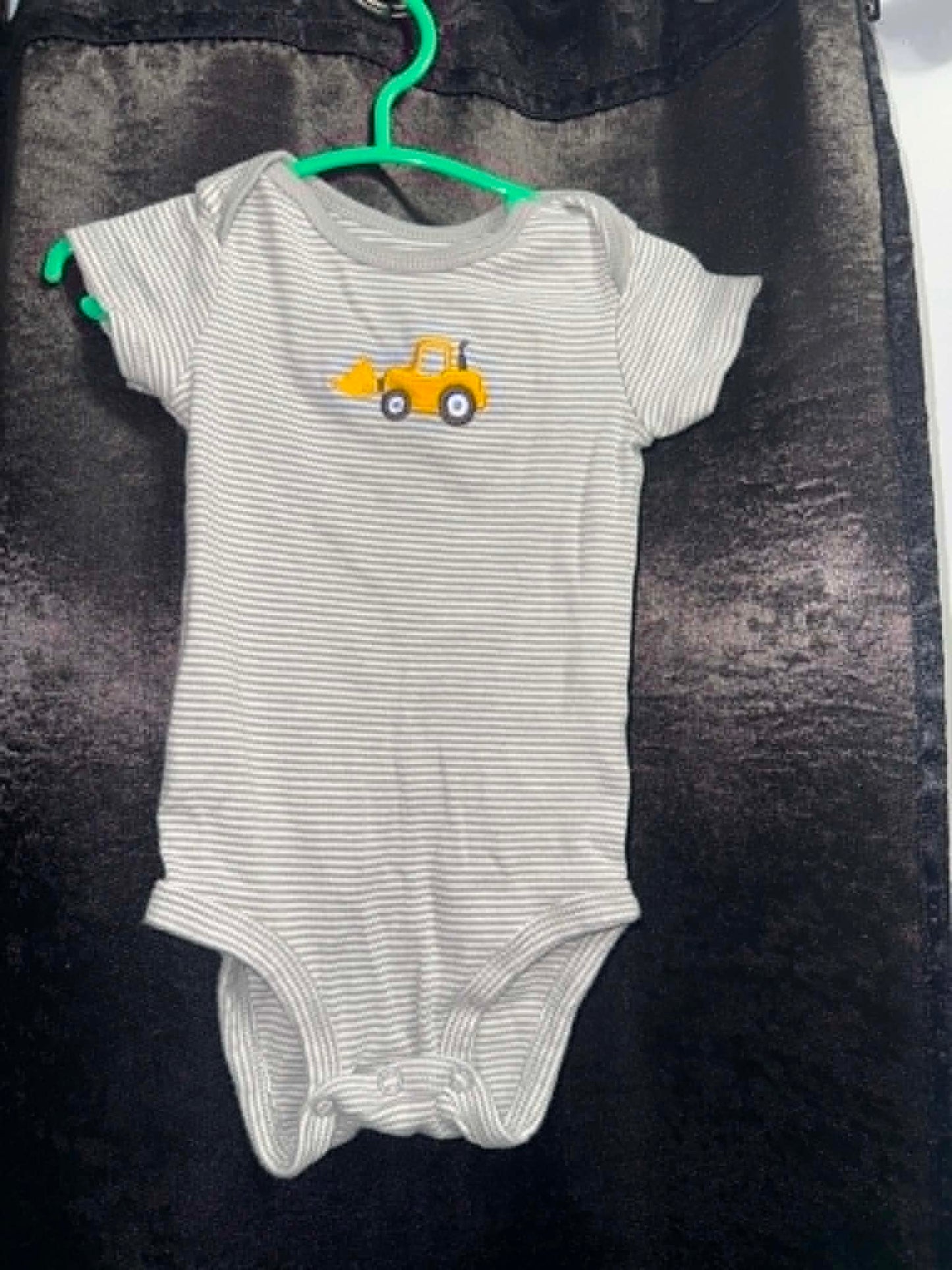 Onesie 6m
